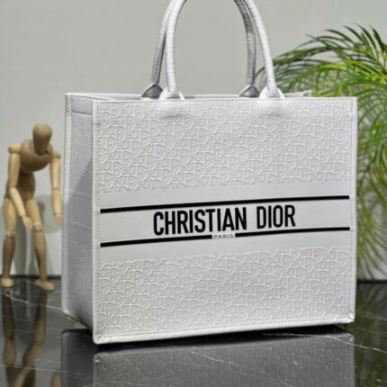 CHRISTIAN DIOR MONOGRAM WHITE ZIPPER PREMIUM TOTE BAG WITH DUST BAG